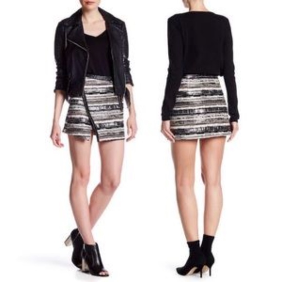 Maac London Size 10 Mini Skirt Metallic Black NWT - Picture 2 of 11